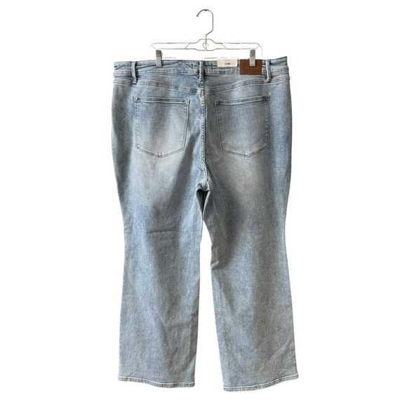 NEW Judy Blue Retro Wide Leg Jean Plus Size 24W Light Wash Tummy Control Stretch - Picture 5 of 11